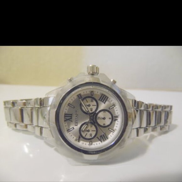Kessaris Lucite Bezel Metal Bracelet Watch - Picture 7 of 11